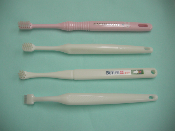 図１後磨き用歯ブラシ