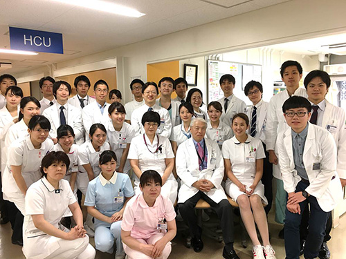 呼吸器外科診療チーム―淺村教授を囲んで―